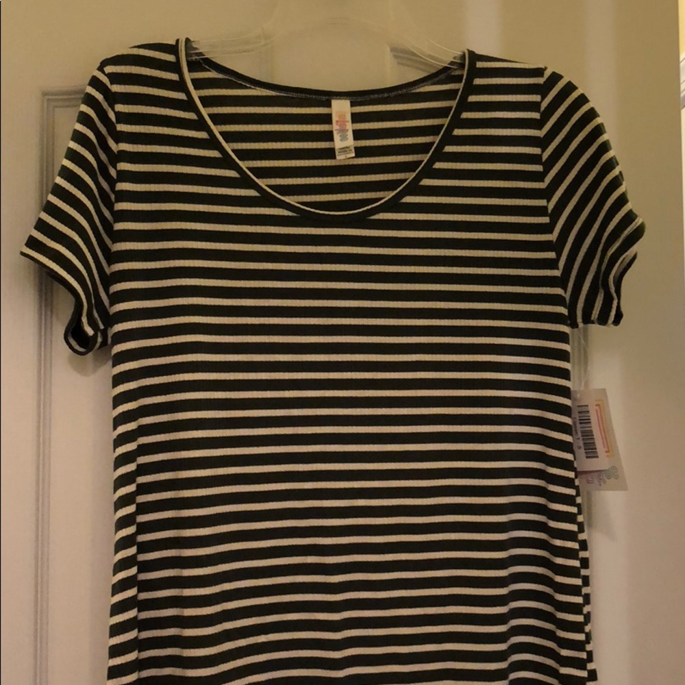 LuLaRoe Classic T